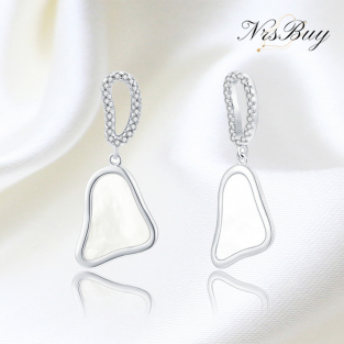 White Mother-of-Pearl Earrings With Diamonds
