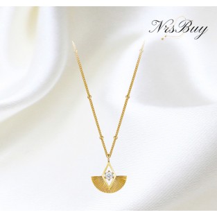 Fan-shaped Necklace